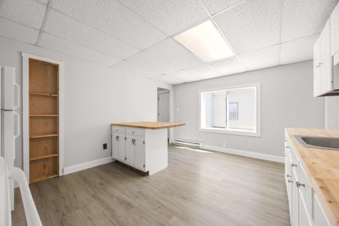22 Ash Street Waterville ME 04901