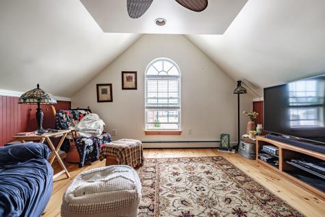 276 Hill Street Biddeford ME 04005