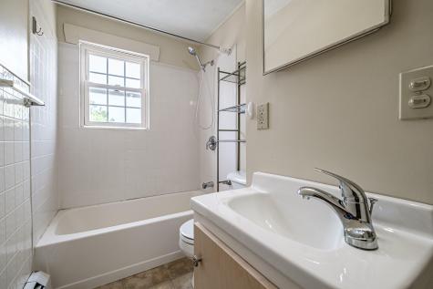 276 Hill Street Biddeford ME 04005