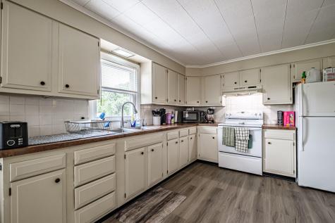 276 Hill Street Biddeford ME 04005