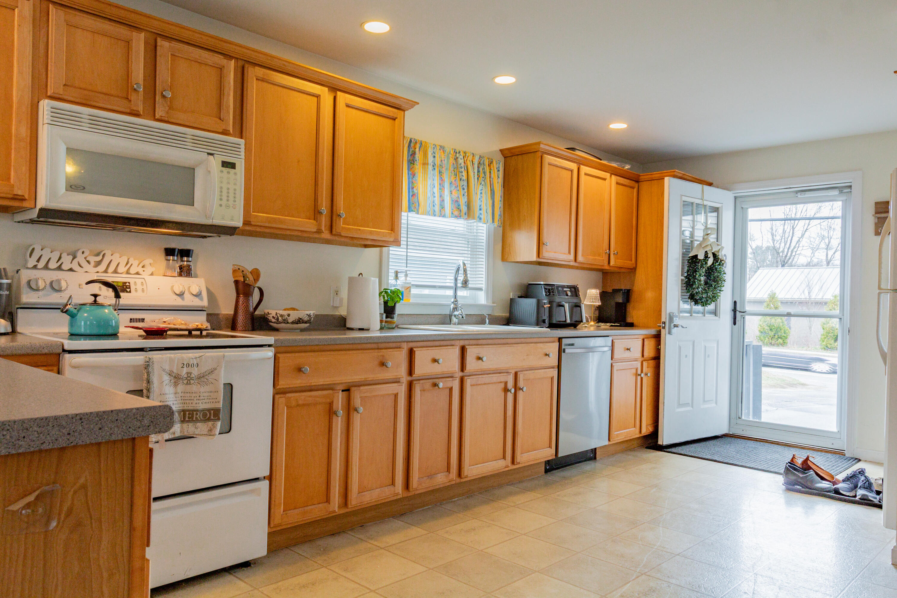 1530 Congress Street Portland ME 04102