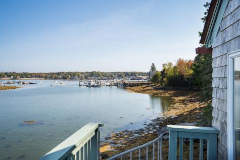 17 Bayberry Lane Tremont ME 04612