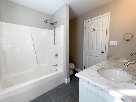 12 Strouts Way Gorham ME 04038