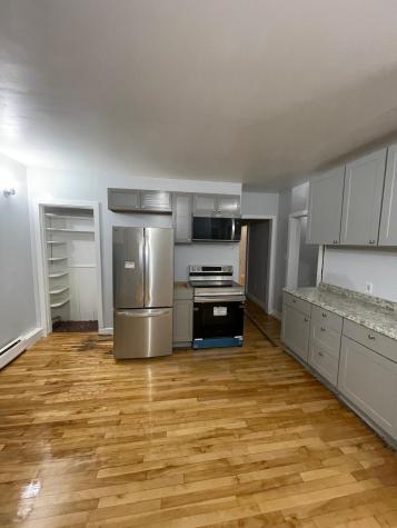 184 Bartlett Street Lewiston ME 04240