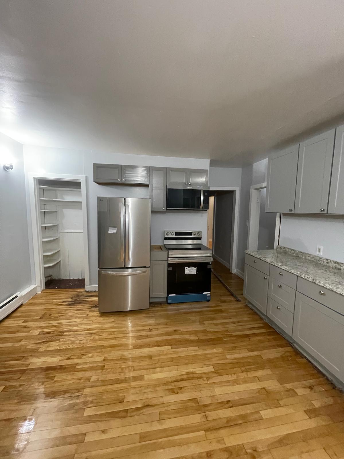 184 Bartlett Street Lewiston ME 04240