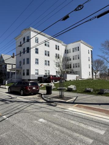 184 Bartlett Street Lewiston ME 04240