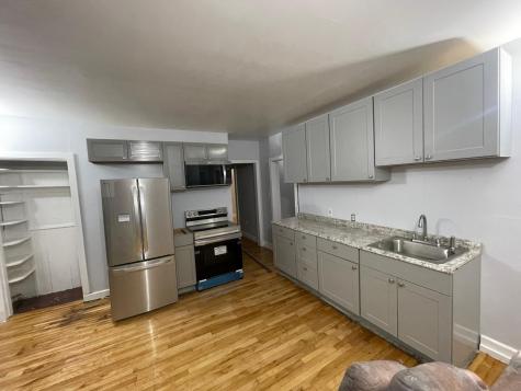 184 Bartlett Street Lewiston ME 04240