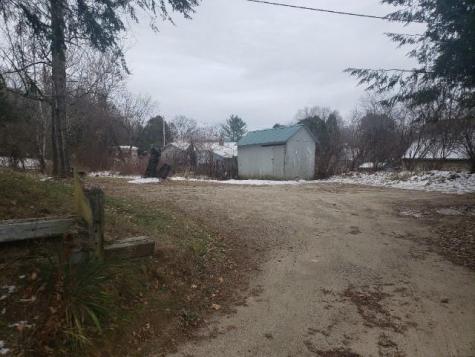32 Poland Road Auburn ME 04210