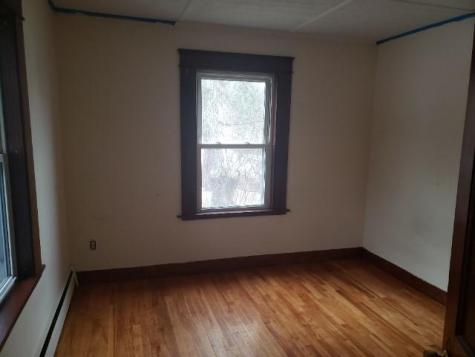 32 Poland Road Auburn ME 04210