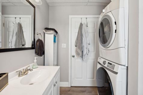 279 Pine Street Lewiston ME 04240