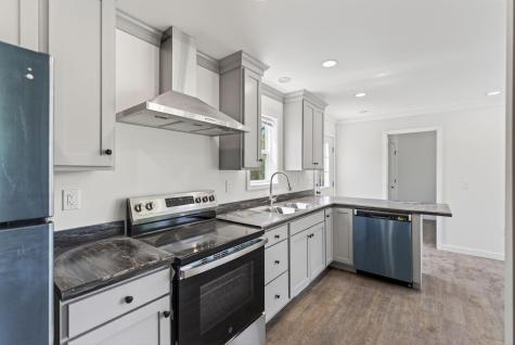 295 Old County Road Rockland ME 04841