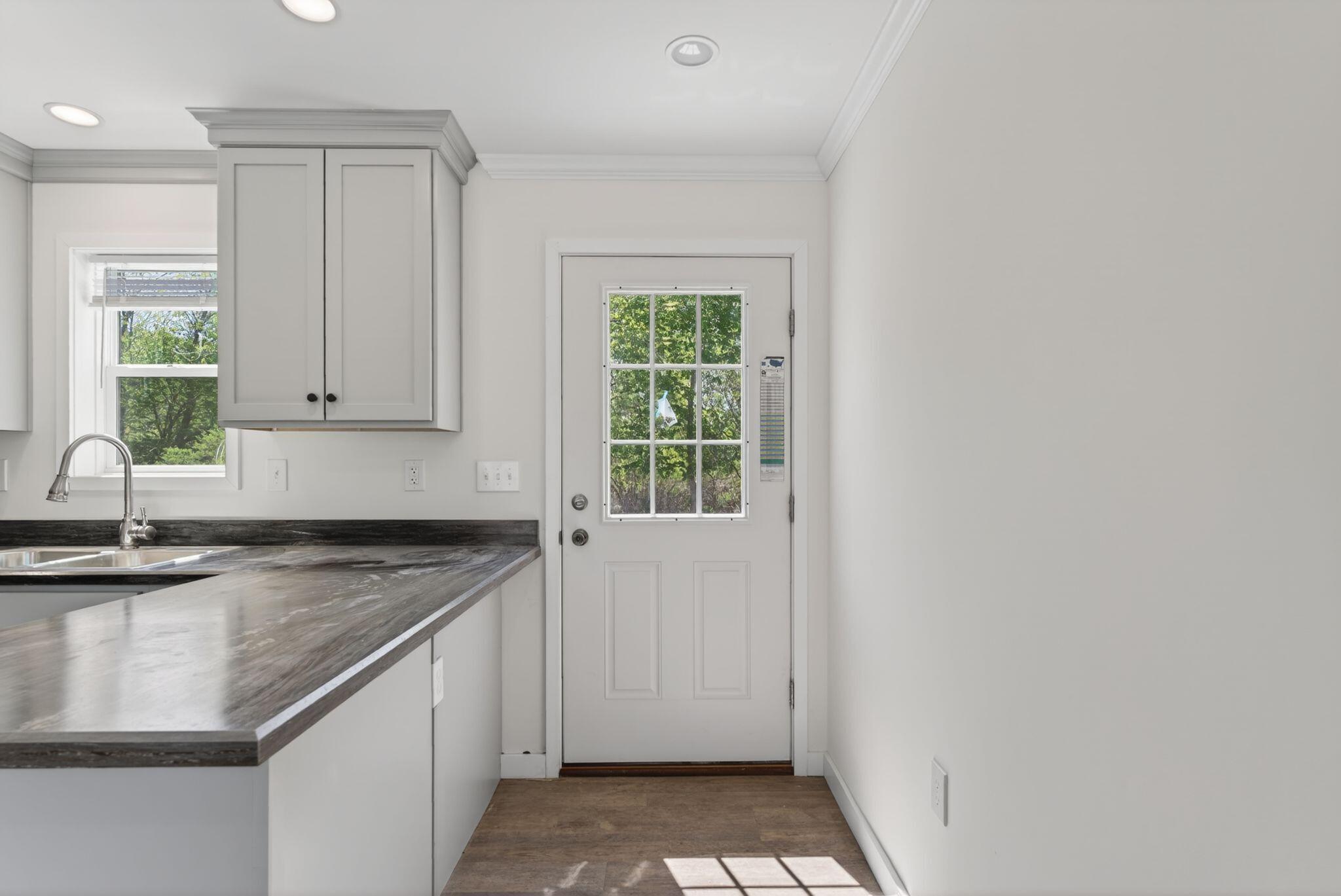 295 Old County Road Rockland ME 04841