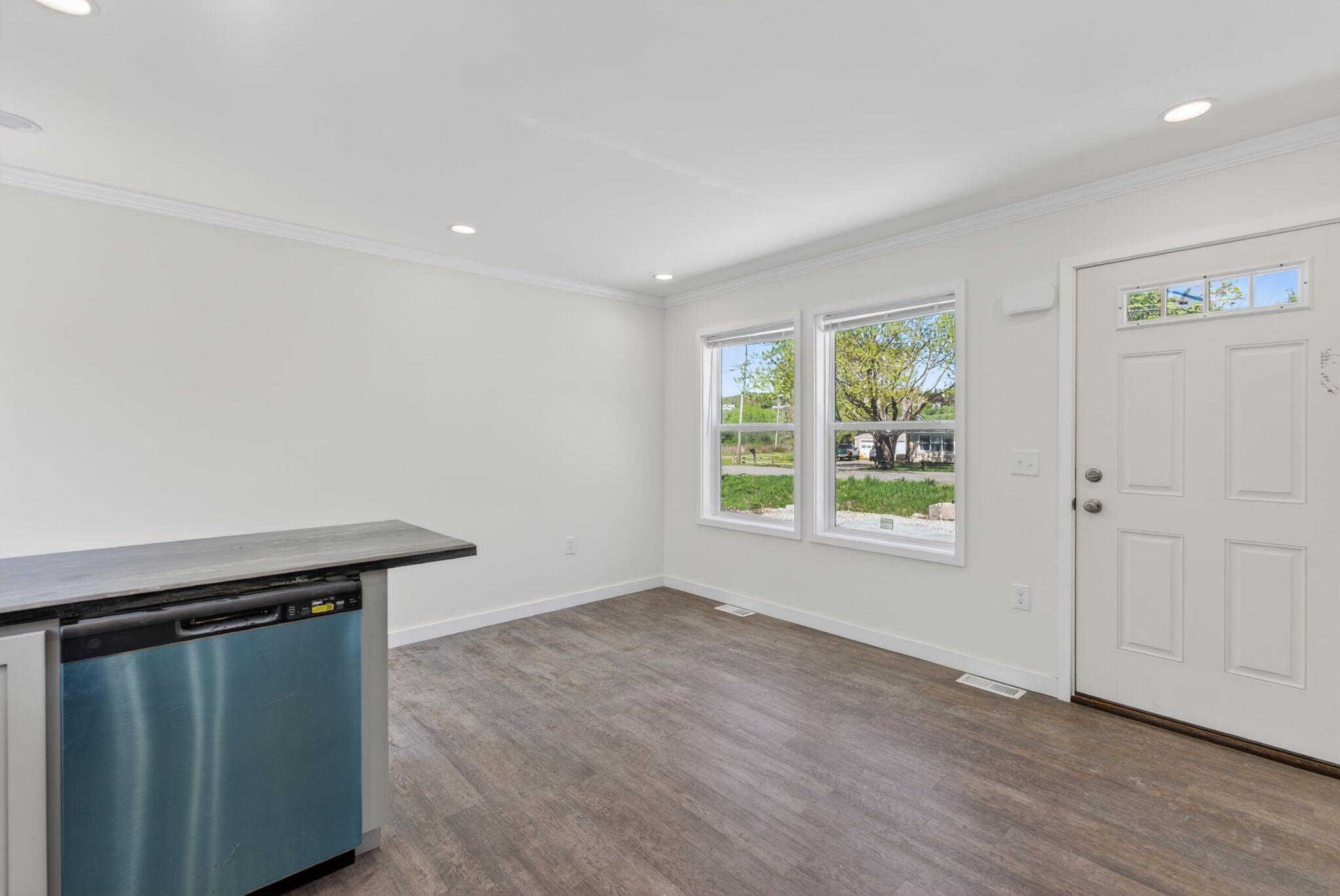 295 Old County Road Rockland ME 04841