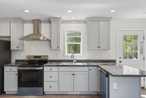 295 Old County Road Rockland ME 04841