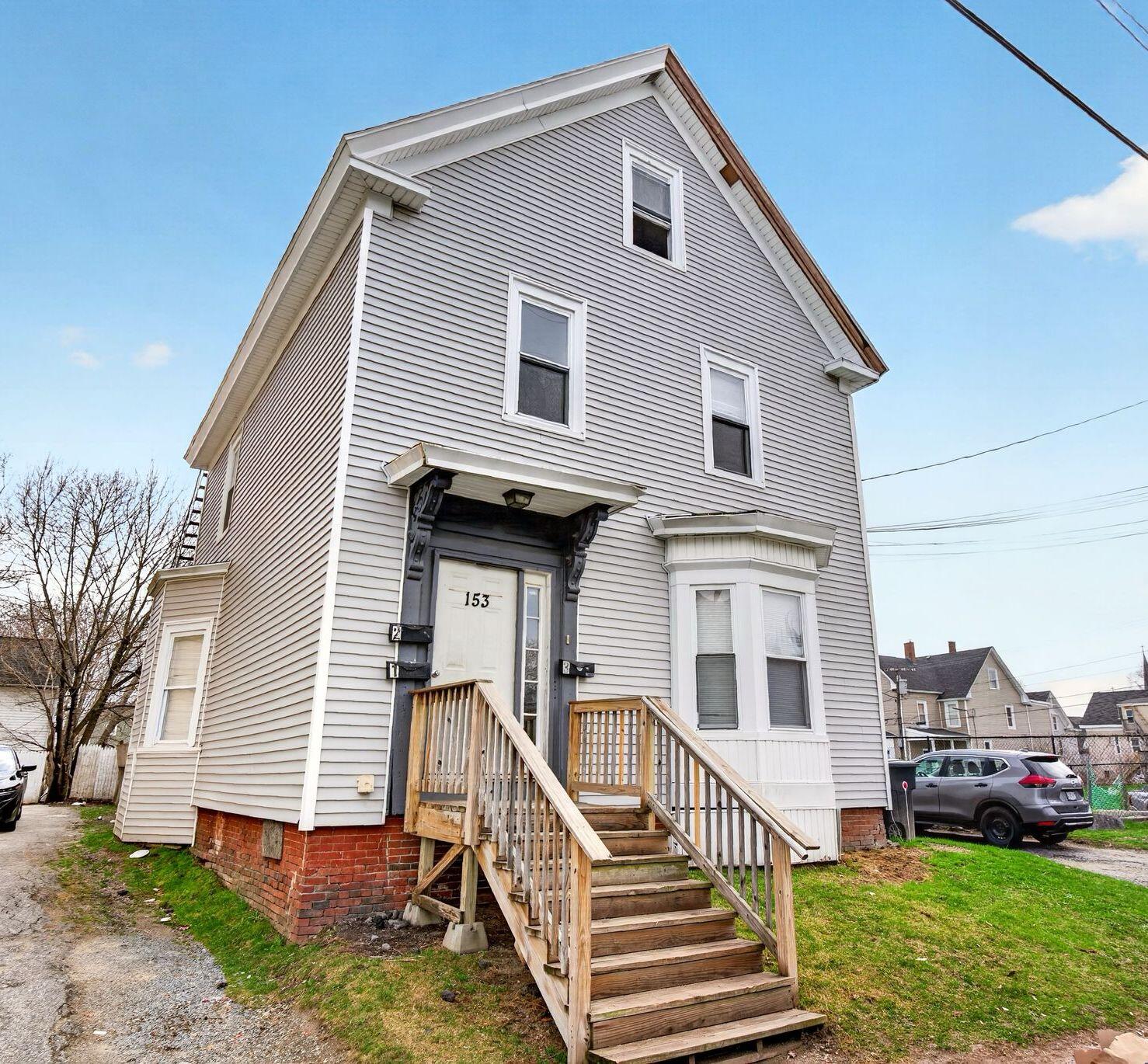 153 Pine Street Lewiston ME 04240