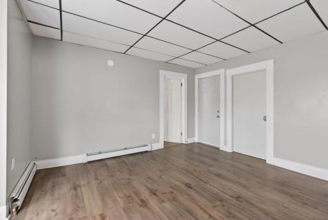 153 Pine Street Lewiston ME 04240