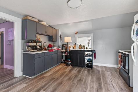 153 Pine Street Lewiston ME 04240