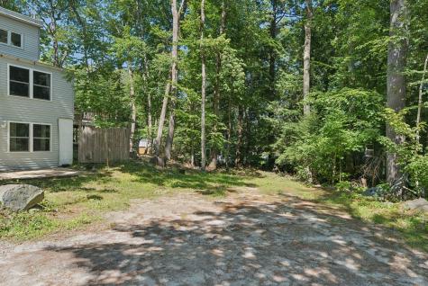 26 Jamesport Road Casco ME 04015