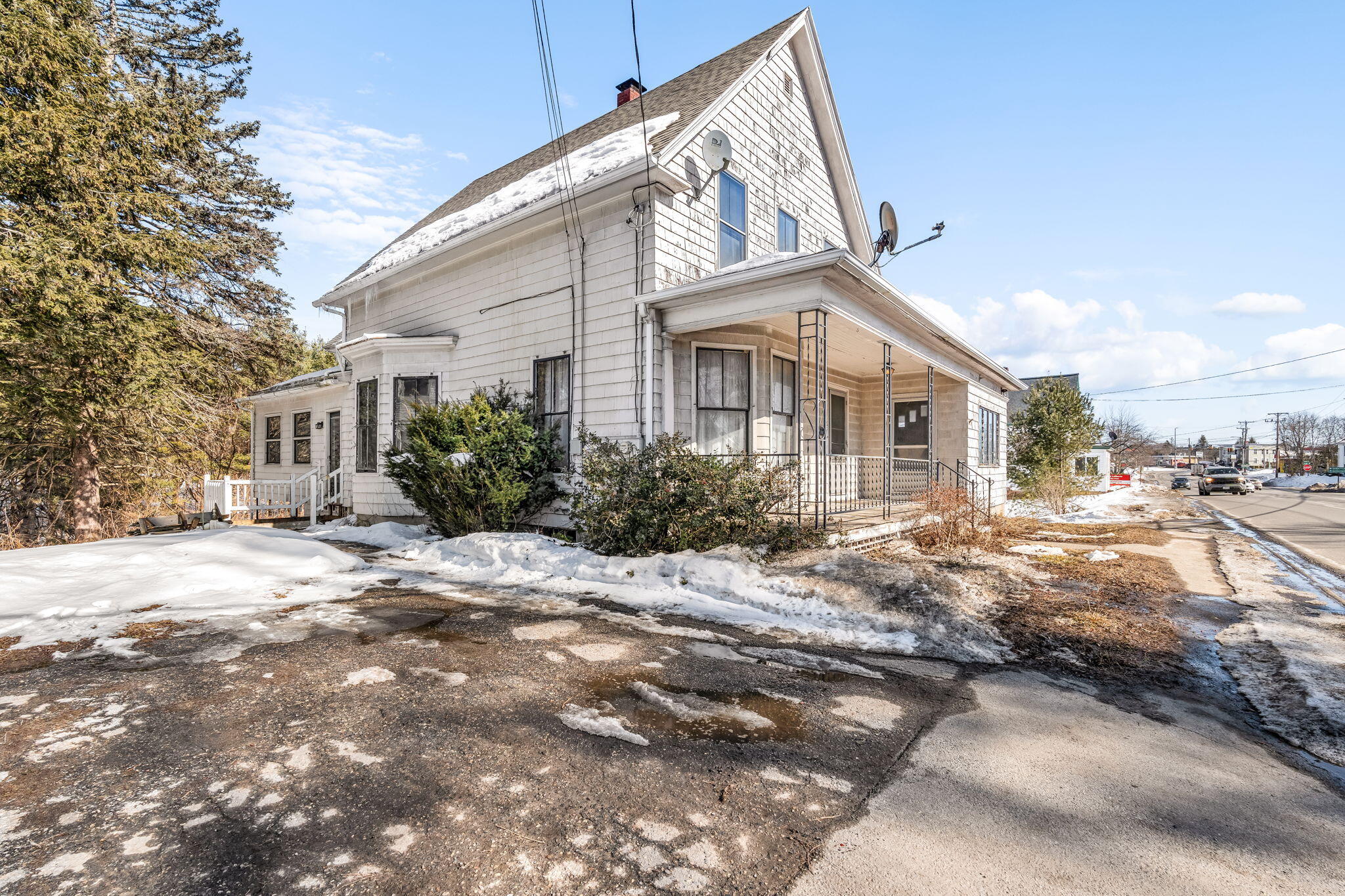 216 Russell Street Lewiston ME 04240