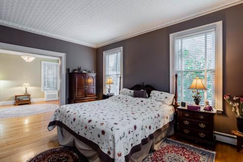 32 Lincoln Street Portland ME 04103