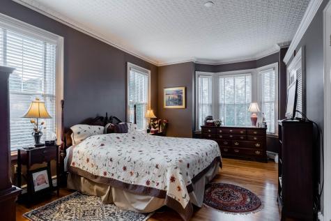 32 Lincoln Street Portland ME 04103