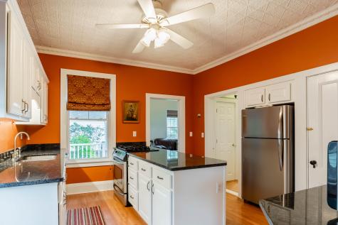 32 Lincoln Street Portland ME 04103