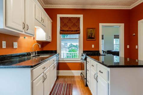 32 Lincoln Street Portland ME 04103
