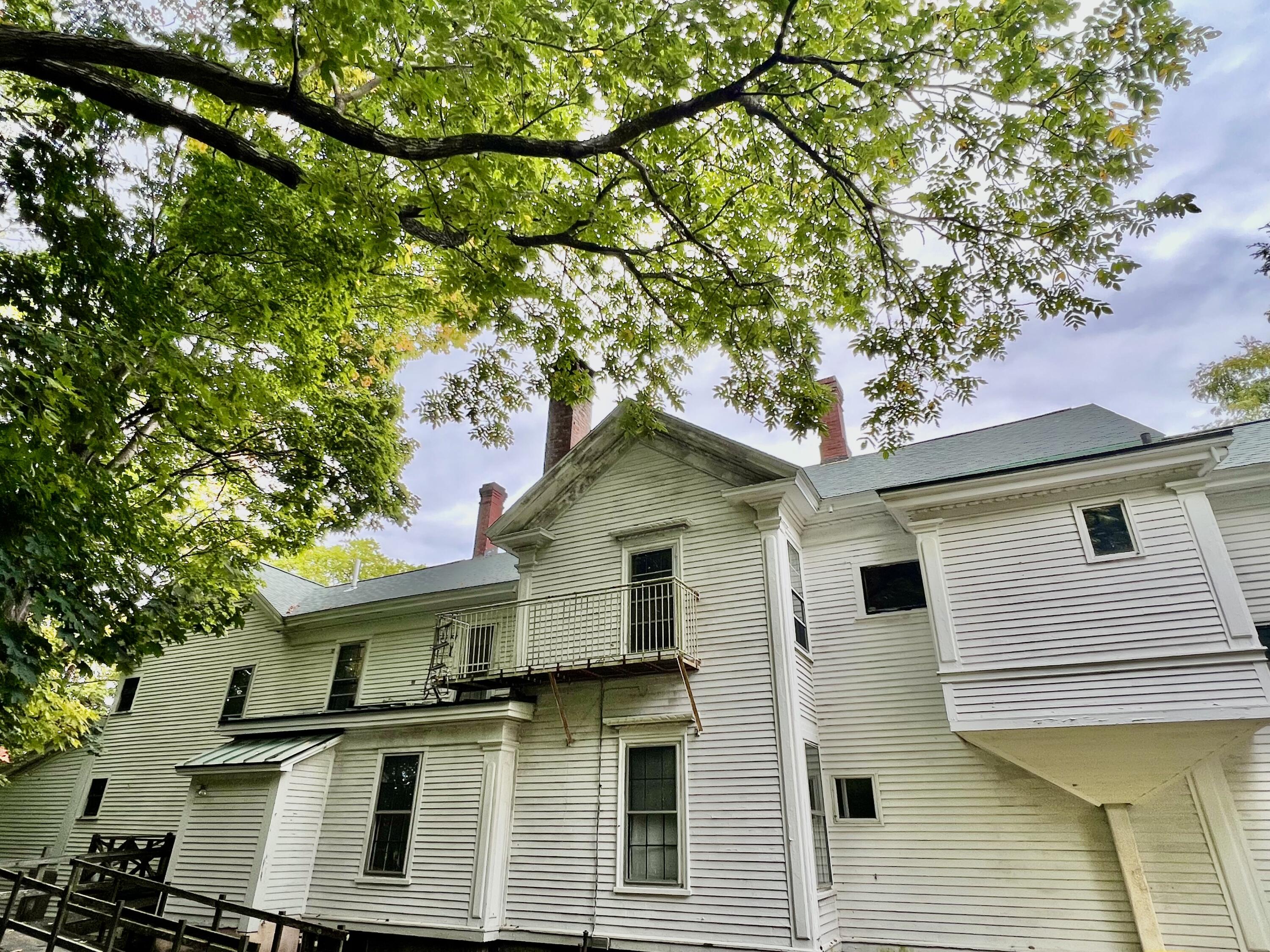 102 Congress Street Belfast ME 04915