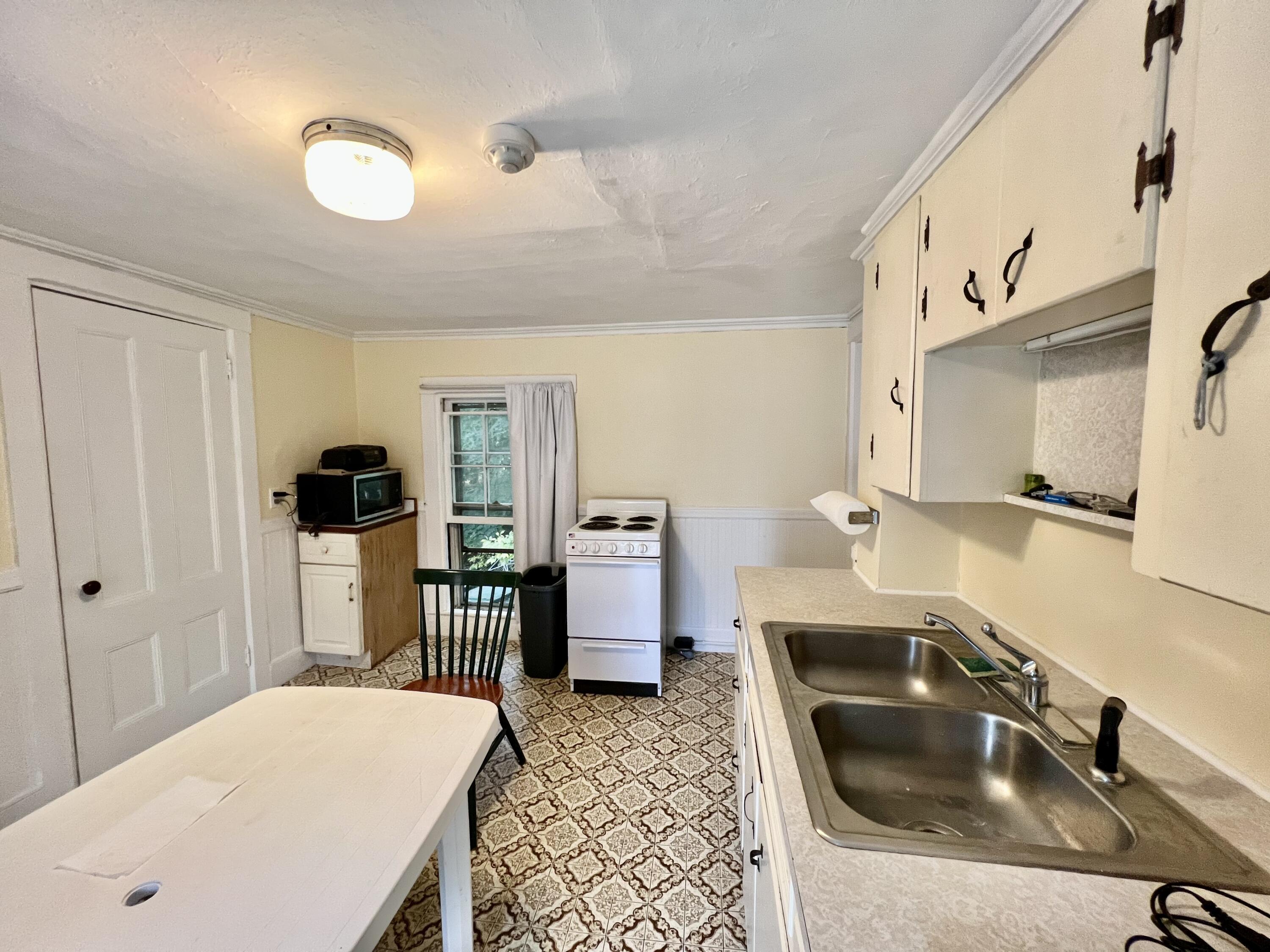 102 Congress Street Belfast ME 04915