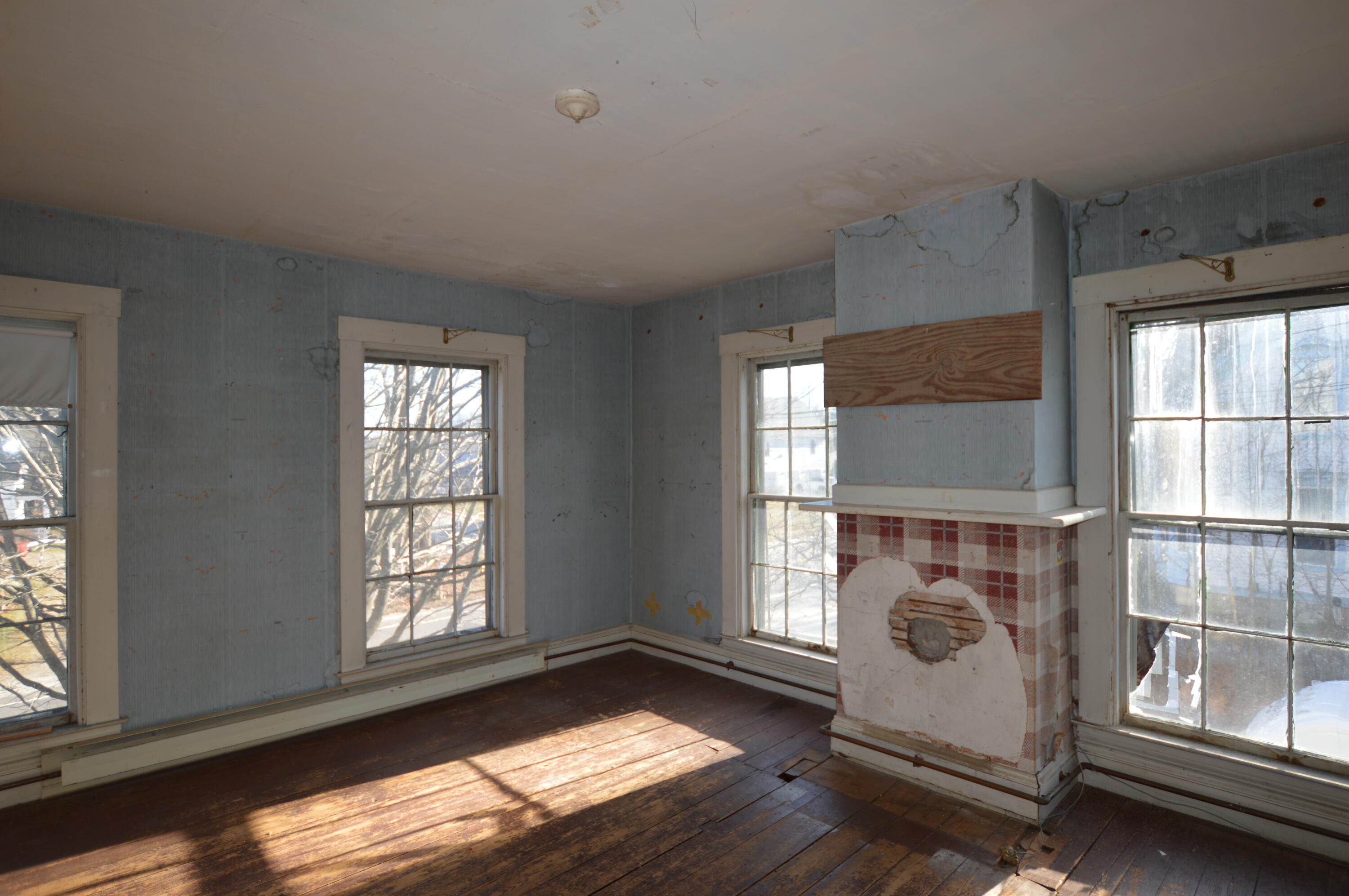 723 Main Street Monmouth ME 04259