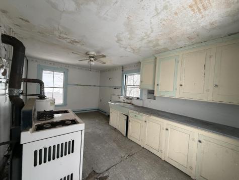 22 Berkeley Street Westbrook ME 04092