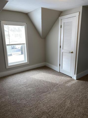 323 Broadway Rockland ME 04841