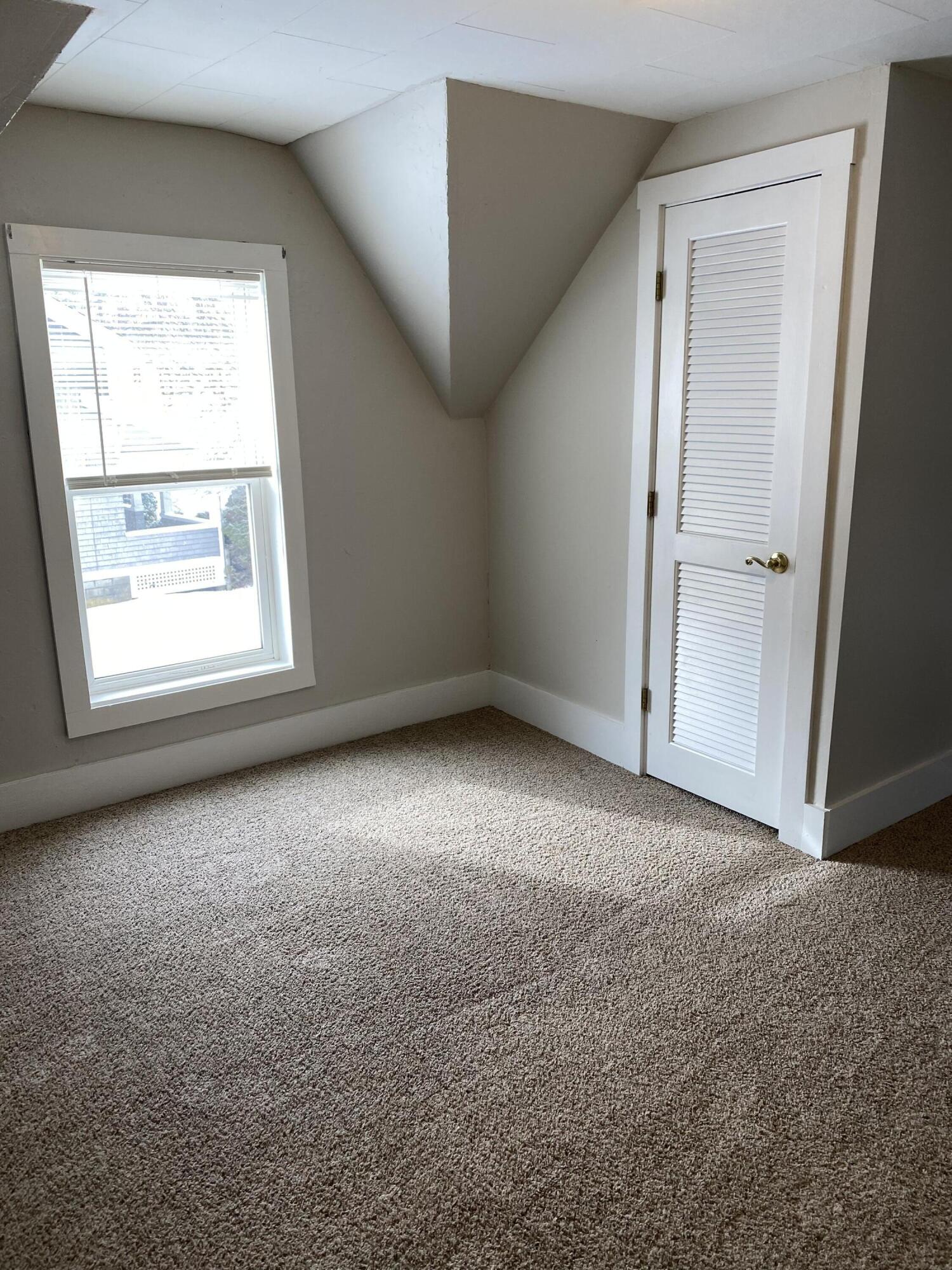 323 Broadway Rockland ME 04841