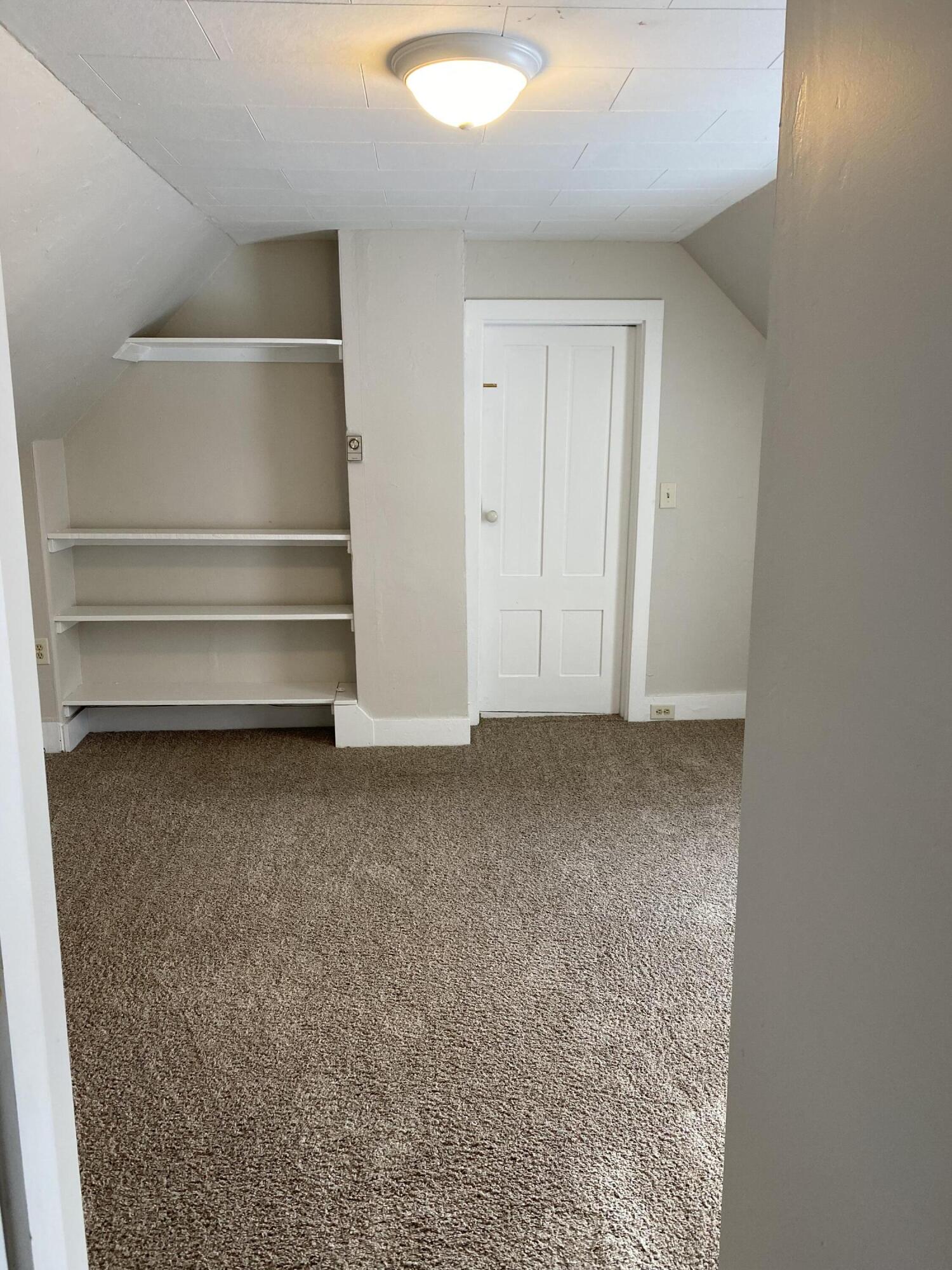 323 Broadway Rockland ME 04841