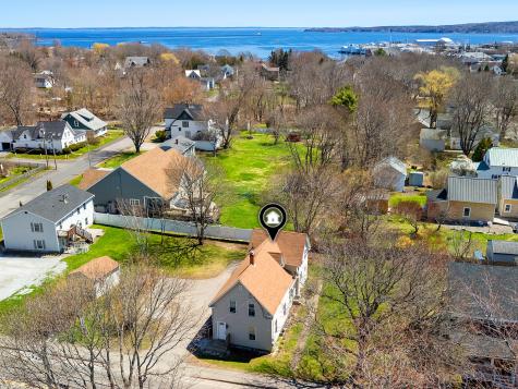 323 Broadway Rockland ME 04841
