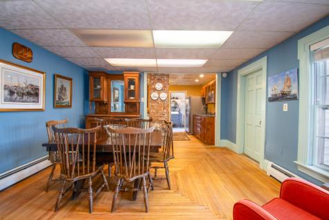 53 Commercial Street Boothbay Harbor ME 04538