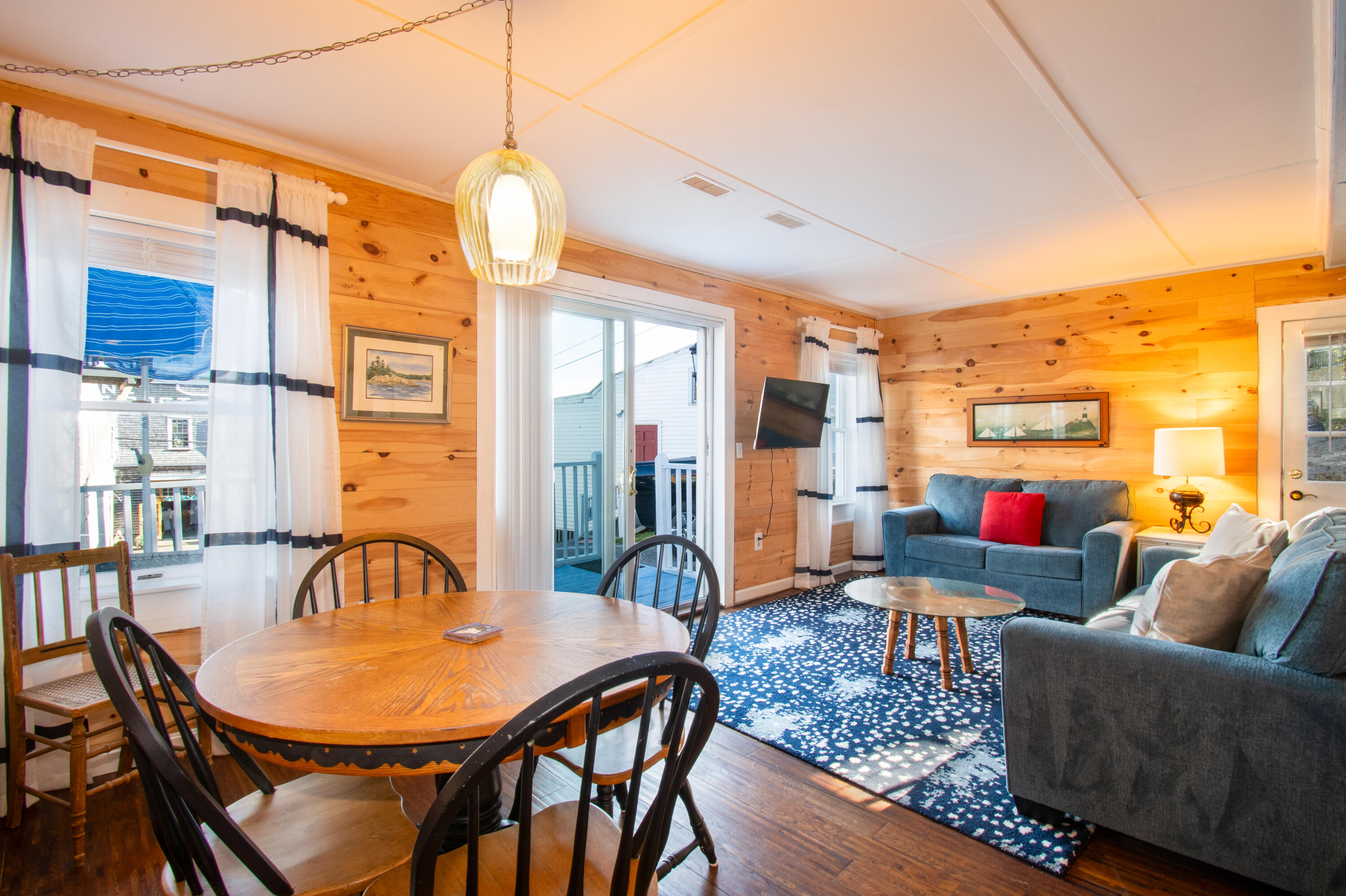 53 Commercial Street Boothbay Harbor ME 04538