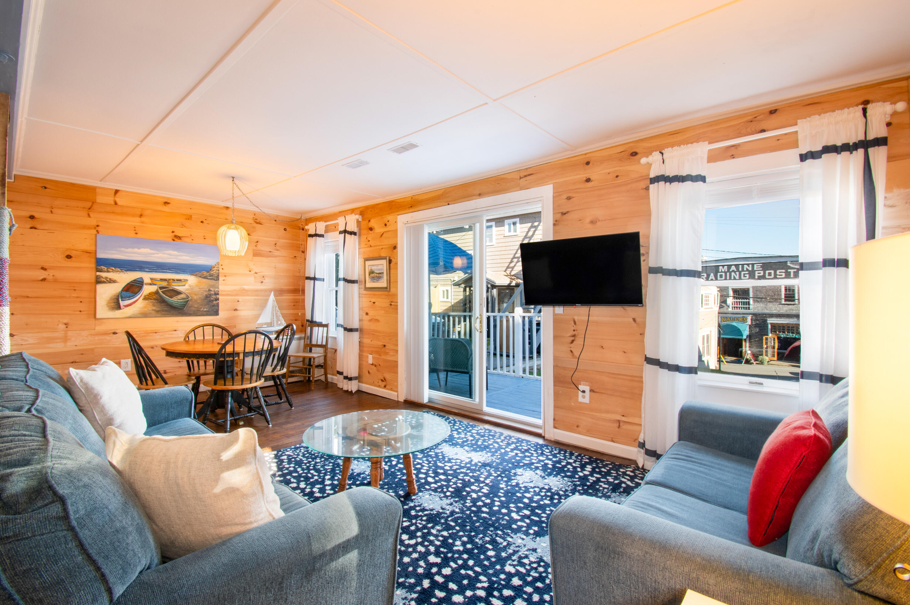 53 Commercial Street Boothbay Harbor ME 04538