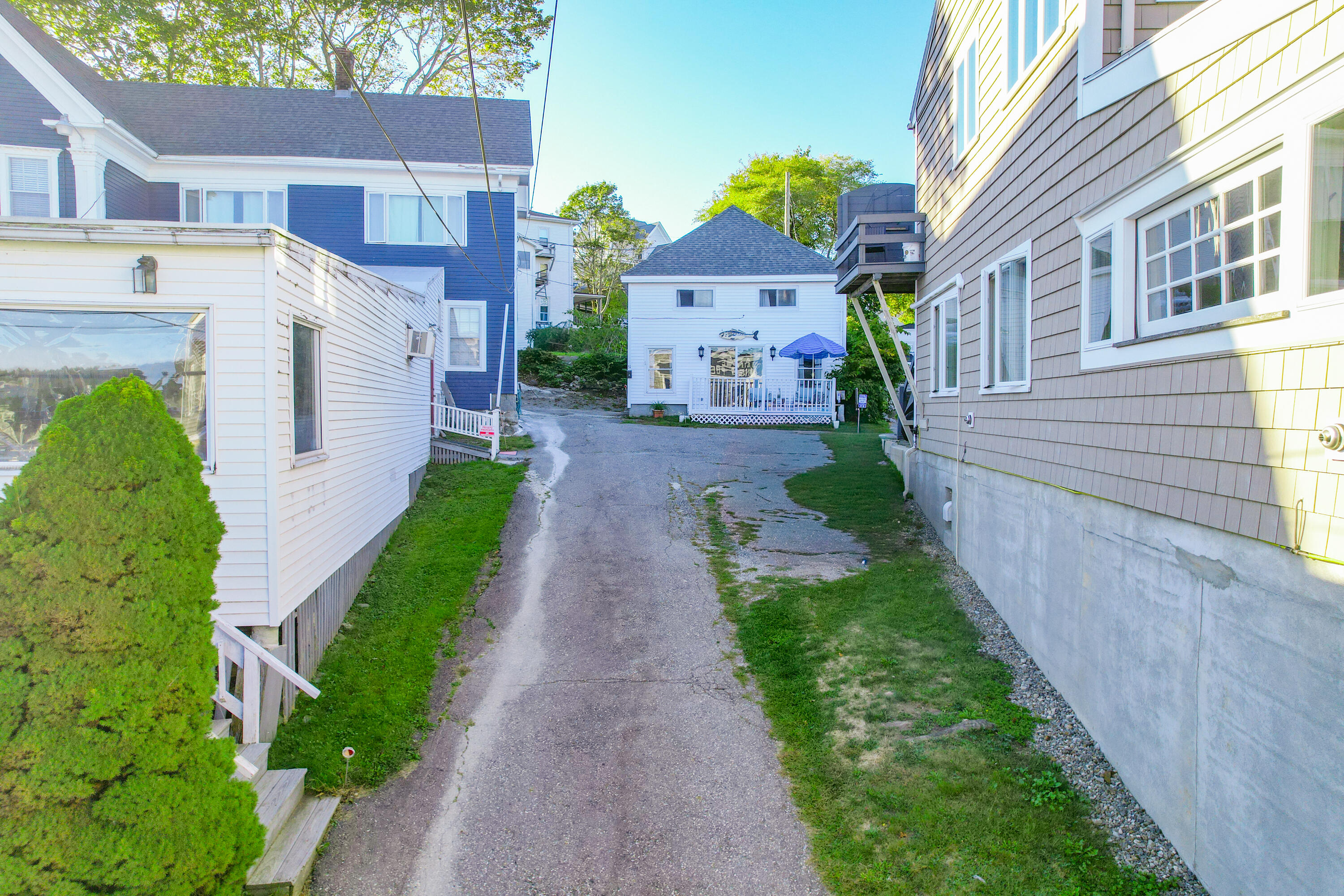 53 Commercial Street Boothbay Harbor ME 04538