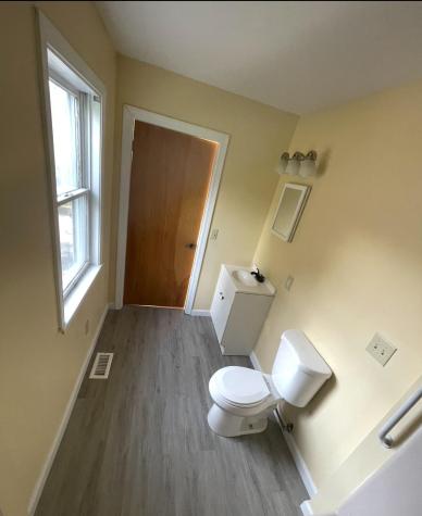 25 Middle Street Gardiner ME 04345