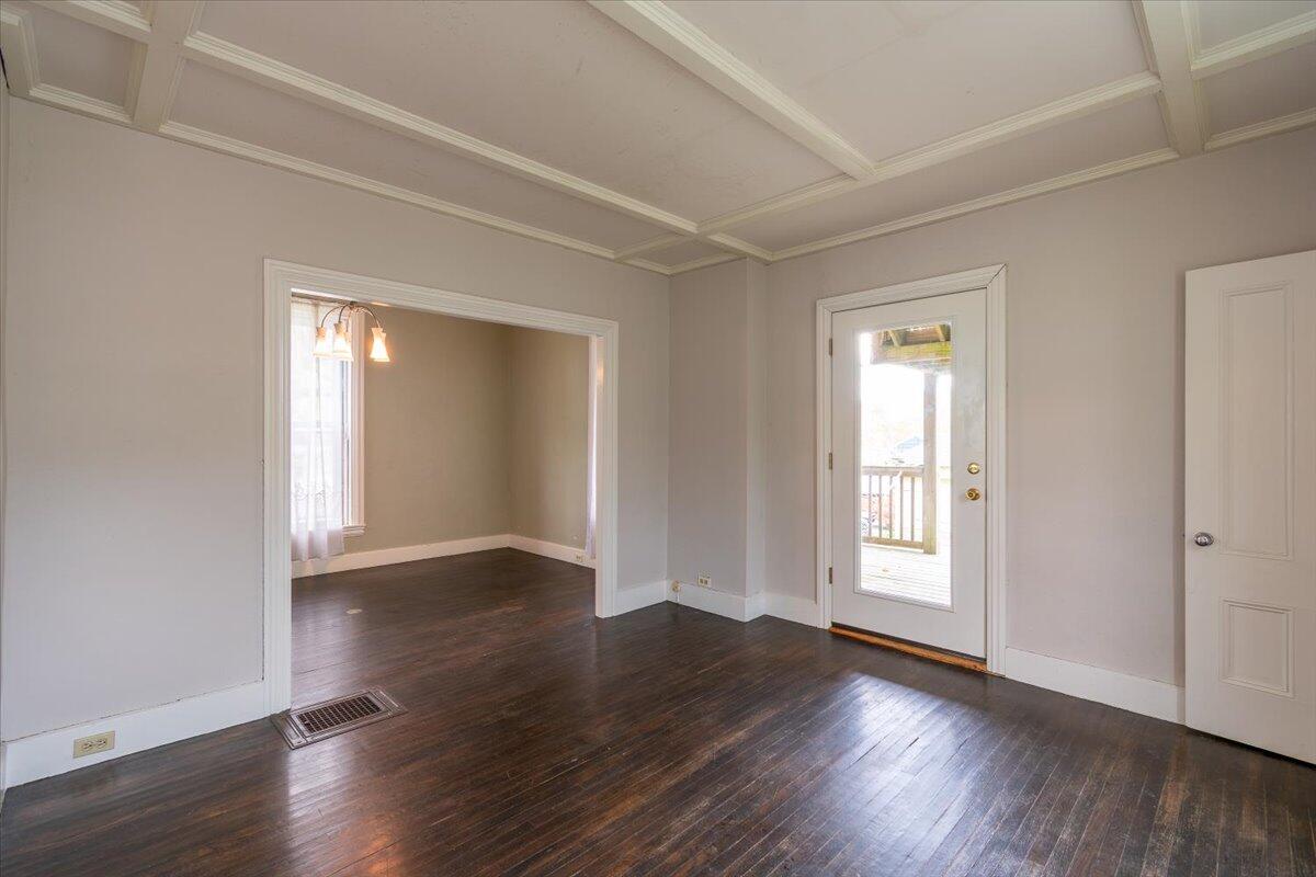 1024 Commercial Street Rockport ME 04856