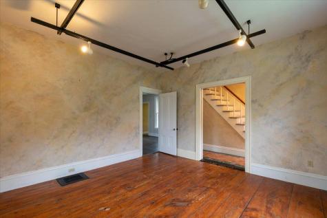 1024 Commercial Street Rockport ME 04856