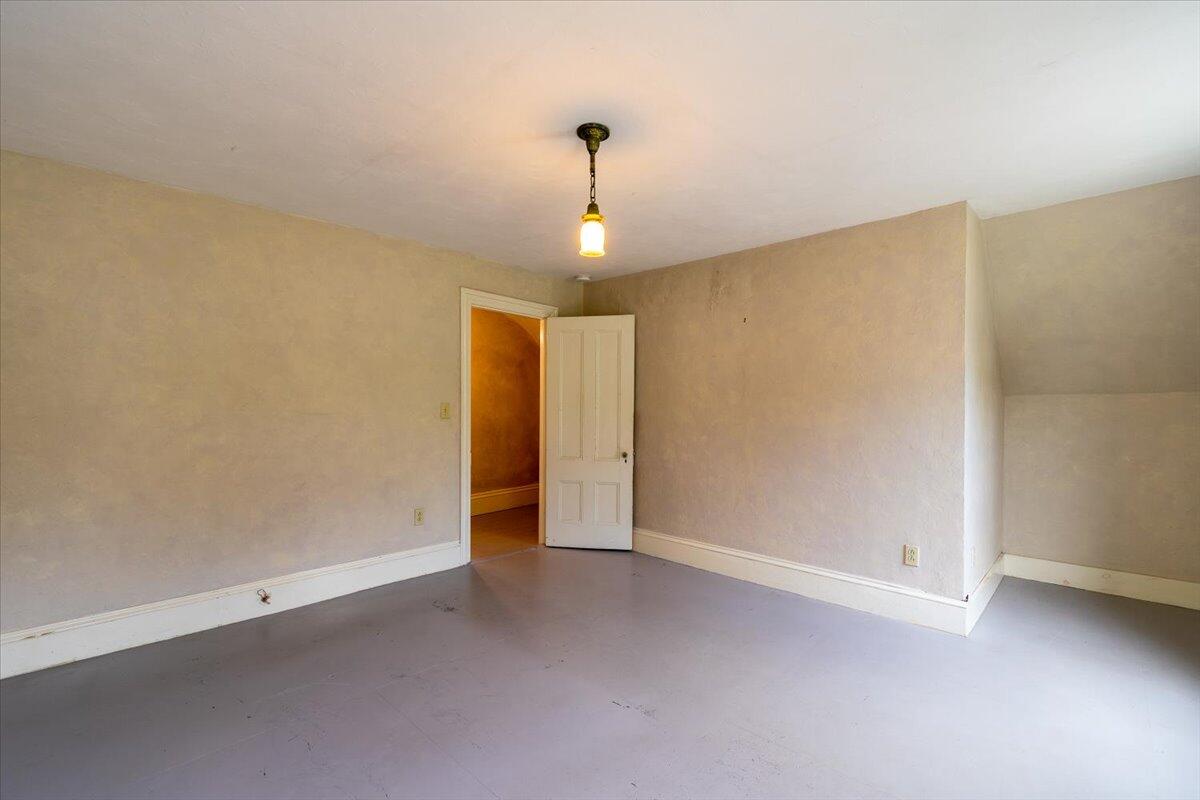 1024 Commercial Street Rockport ME 04856