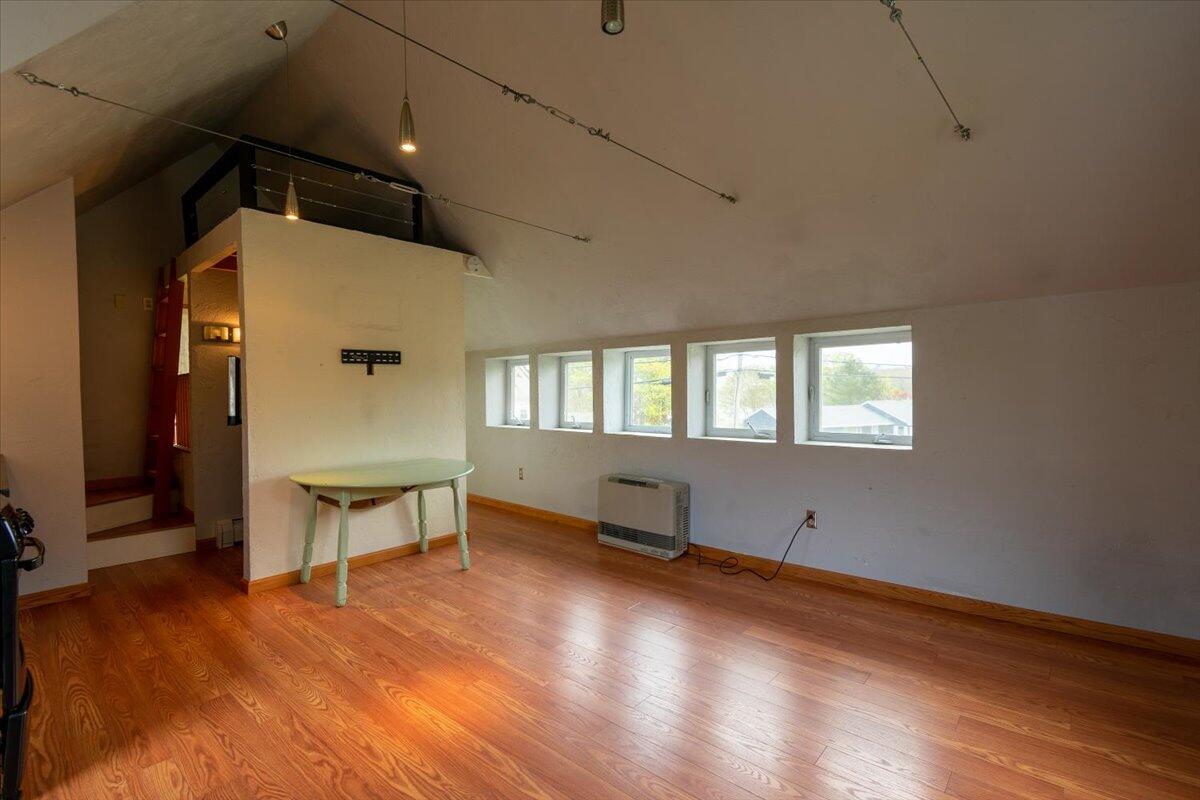 1024 Commercial Street Rockport ME 04856