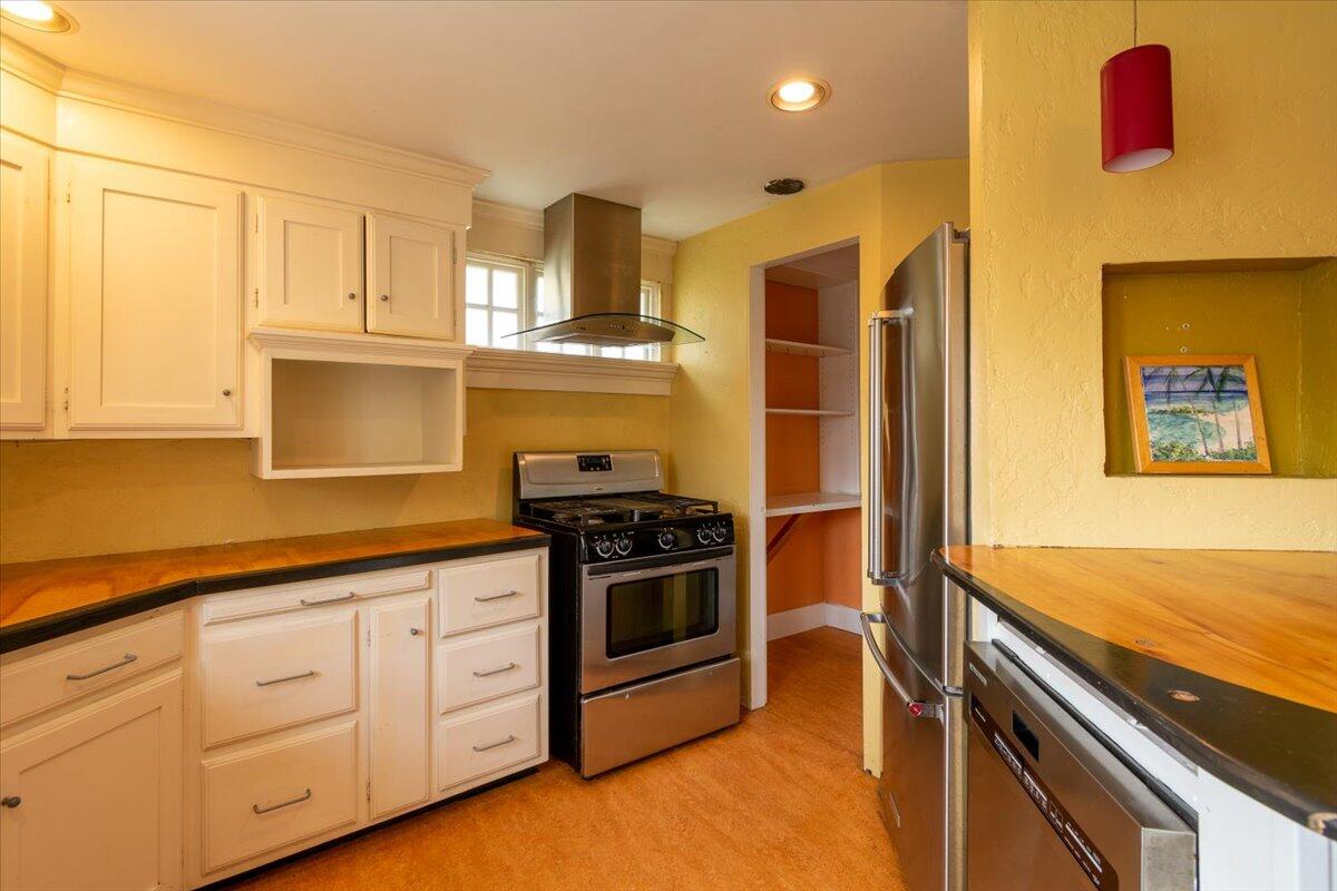 1024 Commercial Street Rockport ME 04856