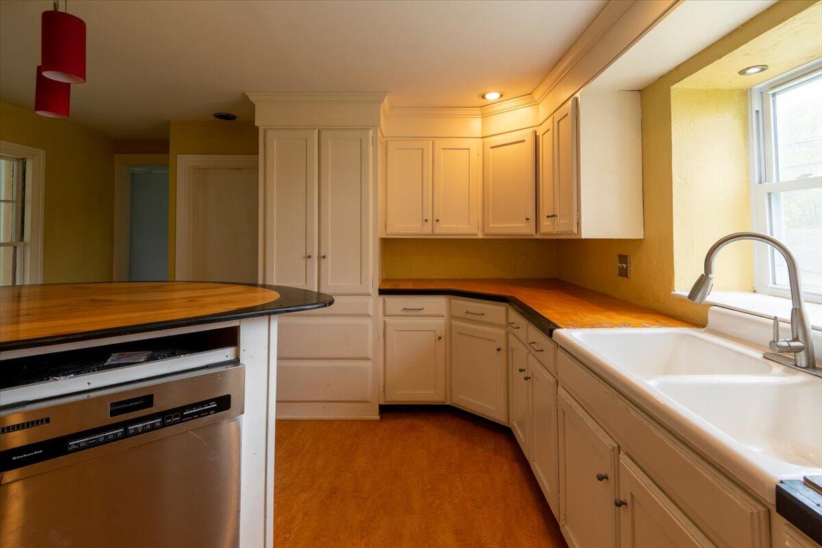 1024 Commercial Street Rockport ME 04856