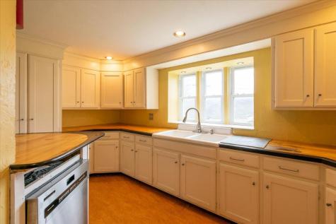 1024 Commercial Street Rockport ME 04856