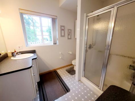 425 Turner Street Auburn ME 04210