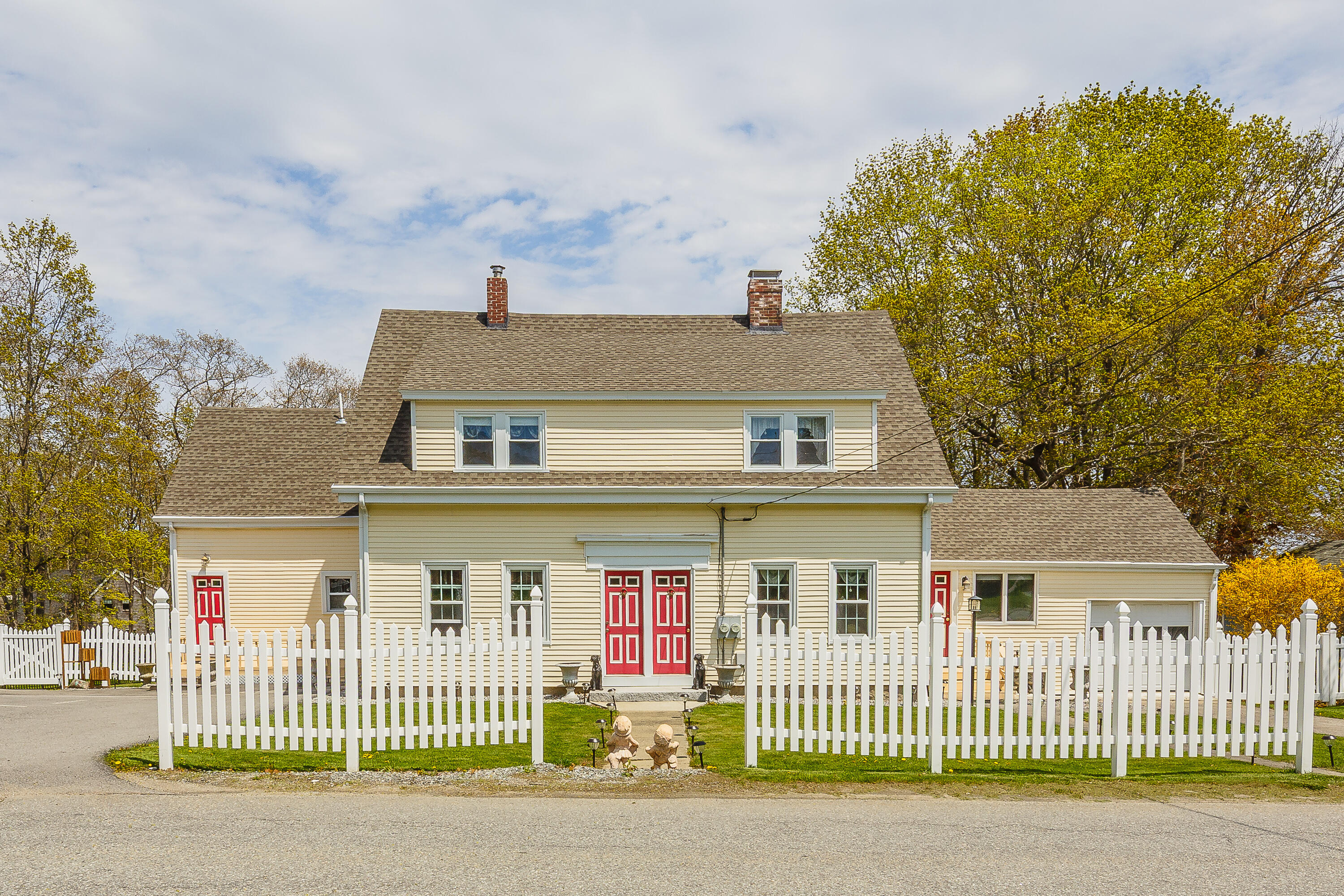 4 Warrenton Street Rockport ME 04856