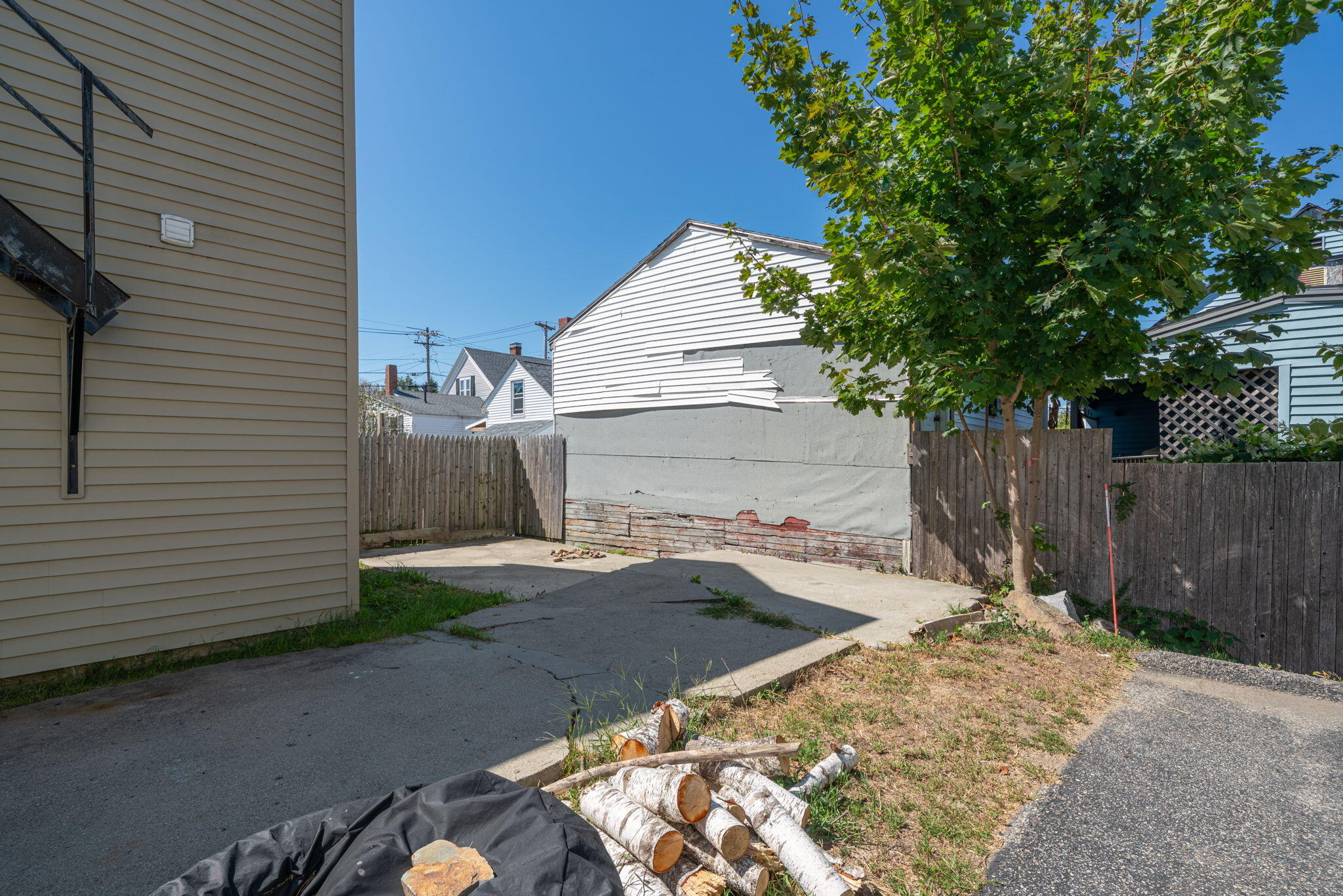 84 Pike Street Biddeford ME 04005